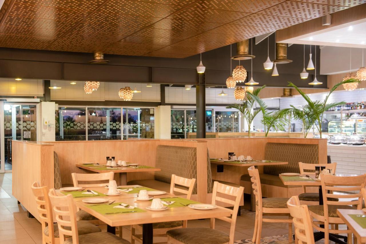 Palm Park Hotel Lephalale Zewnętrze zdjęcie